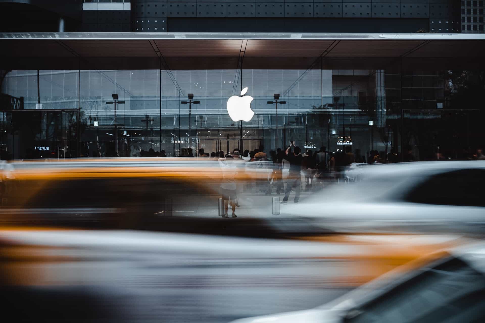 AI Beats: Apple’s AI Comeback & Instagram Goes Spatial